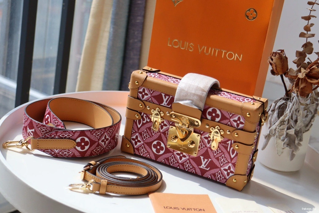 SINCE MALLE LOUIS VUITTON 1854 PETITE 0119
